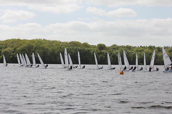 Tight racing as one fleet at Chelmarsh in May © Jennie Orton